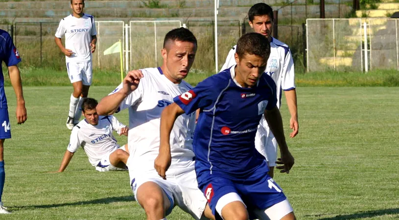 Amical între olteni** în Zăvoi