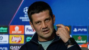 Chivu e iar în contre cu italienii: „Nu mă ating”