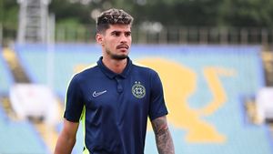 Care e adevărul despre accidentarea misterioasă a lui Florinel Coman! Unde a plecat de urgență fotbalistul FCSB: „Bine că a ieșit de pe teren” | VIDEO EXCLUSIV PROSPORT LIVE