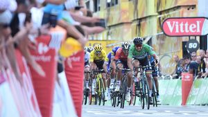 Peter Sagan a făcut "dubla" în Turul Franței după primele cinci etape! Slovacul a fost imperial la sprintul final de la Quimper