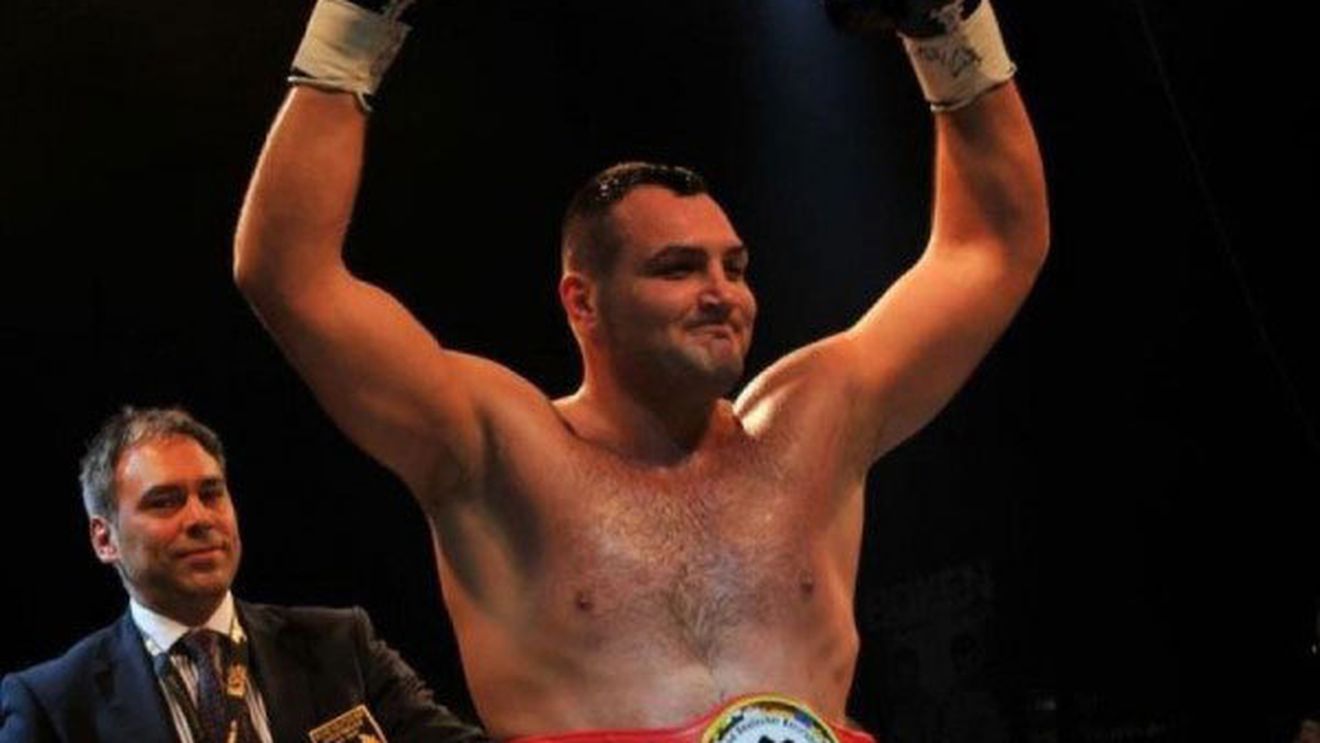 Cristian "Hammer" și-a apărat cu succes centura europeană WBO la categoria grea