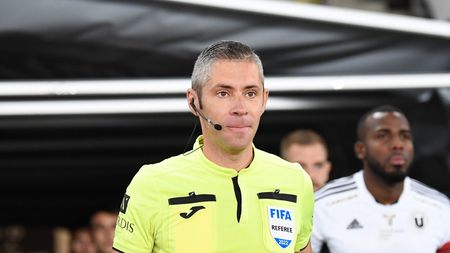 Momentele de cumpănă prin care a trecut Radu Petrescu, omul care va arbitra finala Farul - FCSB. Șocul pe care l-a trăit ecusonul FIFA când a fost diagnosticat cu tumoare pe creier: „Eu credeam că o să îmi dea un Nurofen”
