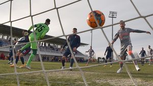 Propunere neașteptată pentru Mirel Rădoi! Un atacant din Liga 1 așteaptă convocarea la echipa națională: „E normal să mă gândesc!”