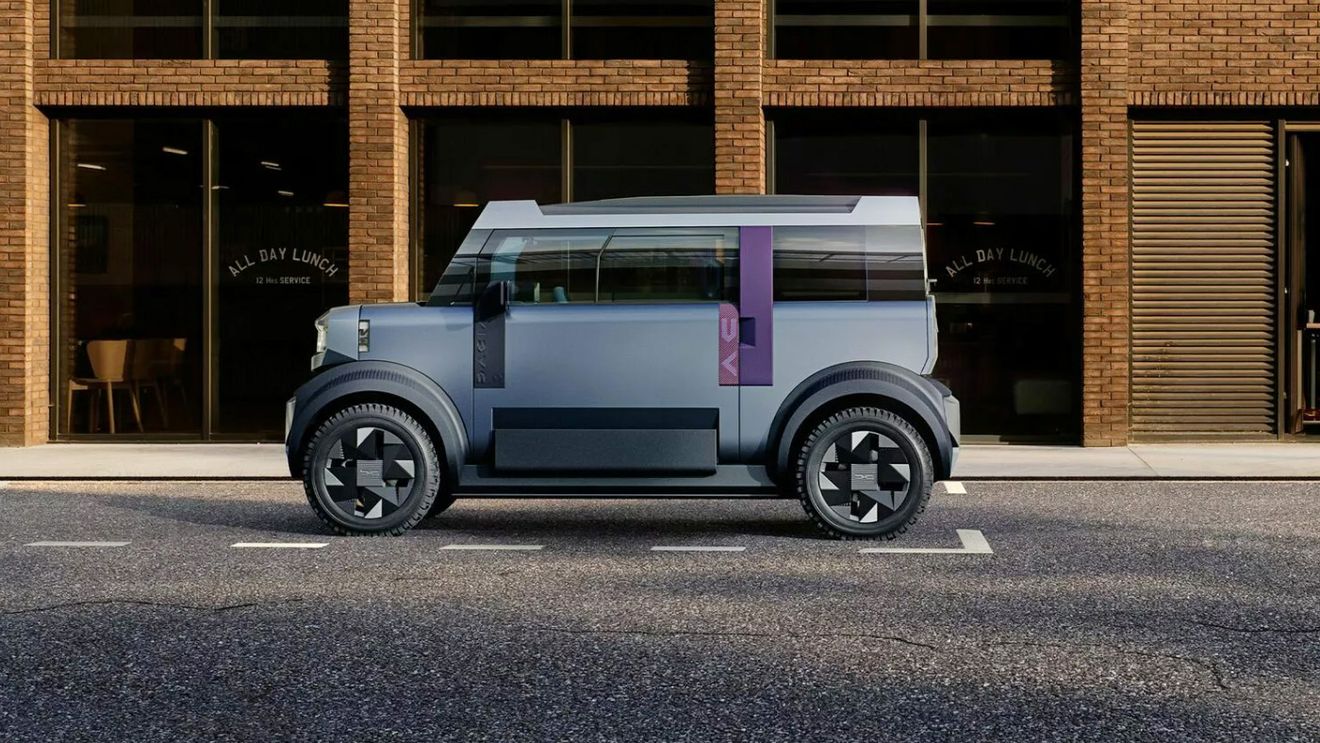 Ungurii au văzut cum arată noua Dacia Hipster și au dat verdictul despre lupta cu mașinile chinezești