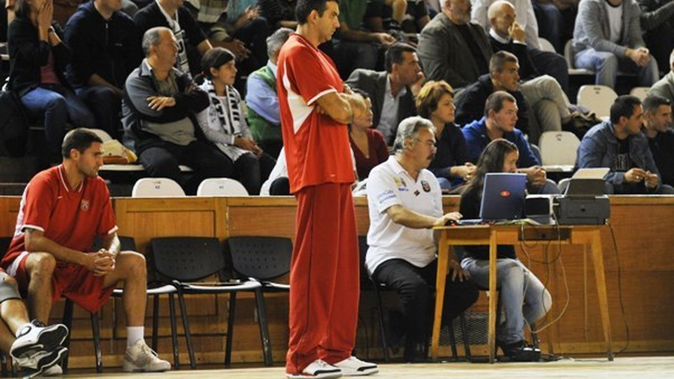 Poveste de viață: "Bombardarea Serbiei m-a ținut în 1999 în România"