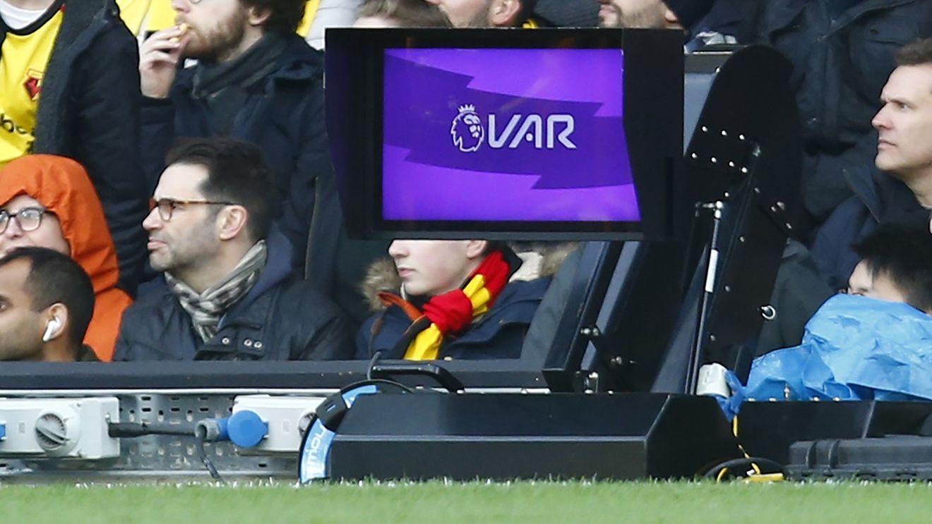 Sondajul care spulberă VAR! Ce spun suporterii despre tehnologia care a revoluționat arbitrajul în fotbal