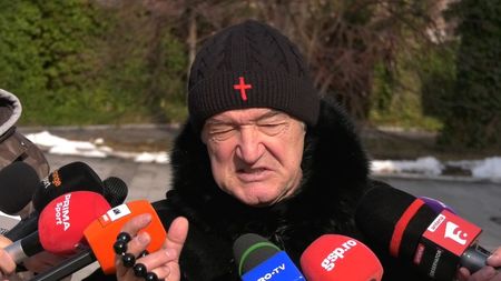Gigi Becali se apucă de pictura care va realiza minunea pentru FCSB. „O să batem Barcelona, Real Madrid, Manchester City și PSG”. VIDEO
