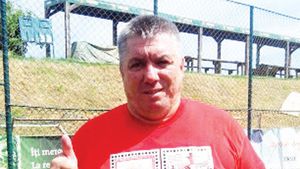 MMS de la Papa: "Paște fericit!"** Modul inedit în care Țălnar le-a urat elevilor săi "Sărbători fericite!"