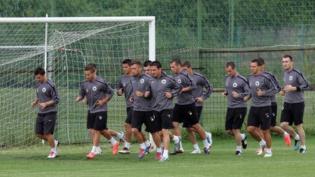 Opt jucători de la "U" Cluj, dați afară!