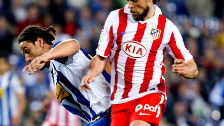 Tomas Ujfalusi va fi coleg cu Bogdan Stancu!** Cehul a semnat pe doi ani cu Galata