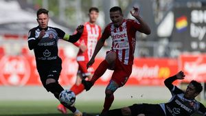 UTA Arad se ia de piept cu campioana în „cazul Roger”. „La CFR e o tradiție să piardă dosarele importante. Domnului Varga îi mai spun lucruri trăznite cei din jur, care trebuie să-și justifice posturile” | EXCLUSIV