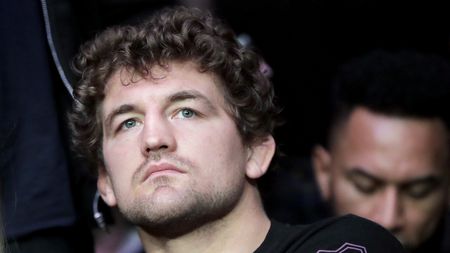 El e omul care susține că a murit de 4 ori. Era o forță a naturii și acum e ca o „stafie”