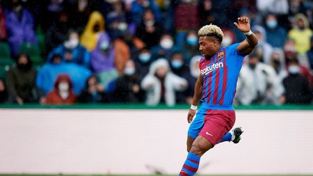 FC Barcelona recunoaște că s-ar putea să se despartă de starul Adama Traore la finalul perioadei sale de împrumut pe Camp Nou de la Wolves!