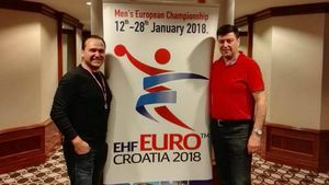 Povestea "gemenilor" arbitrajului românesc. Sorin Dinu și Constantin Din își fac retragerea la cel mai înalt nivel, la Campionatul European masculin. În urmă rămâne o carieră impresionantă, fără probleme de moralitate!