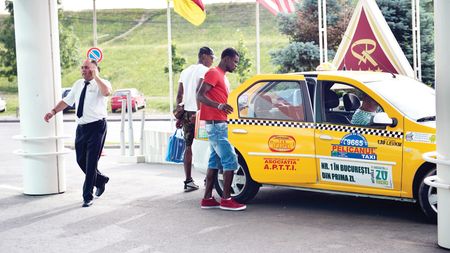 A început revoluția: Țălnar a fost demis, Petre și Dănilescu au plecat. EXCLUSIV Fratele lui Balotelli, pe lista lui Dinamo