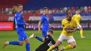 Sponsorul oficial al naționalei României de fotbal a introdus în ofertă cote pentru viitorul selecționer ales de FRF, apoi le-a retras subit! Cine era marele favorit și ce șanse avea Gică Hagi