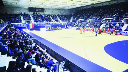 Tabela cu trei ceasuri diferite!** "Polivalenta" pare depășită de vremurile în care trăim