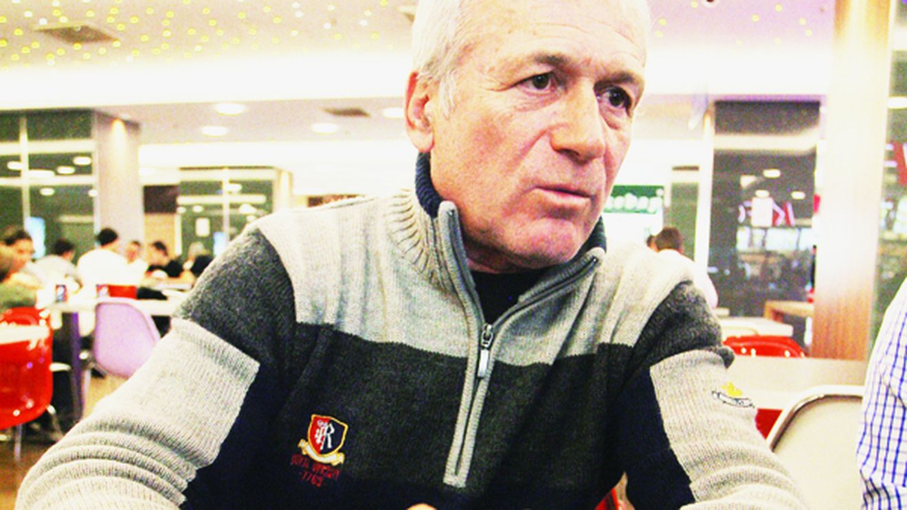 "Cuplajele te înnebunesc"! **Cum ar influența fotbalul românesc