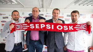 Antrenor nou la Sepsi! E născut în România, dar nu și-a făcut meseria aici. "Am fost selecționer, am pregătit pe Dundee United și Hearts, am lucrat cu Lothar Matthaus, la naționala Ungariei"