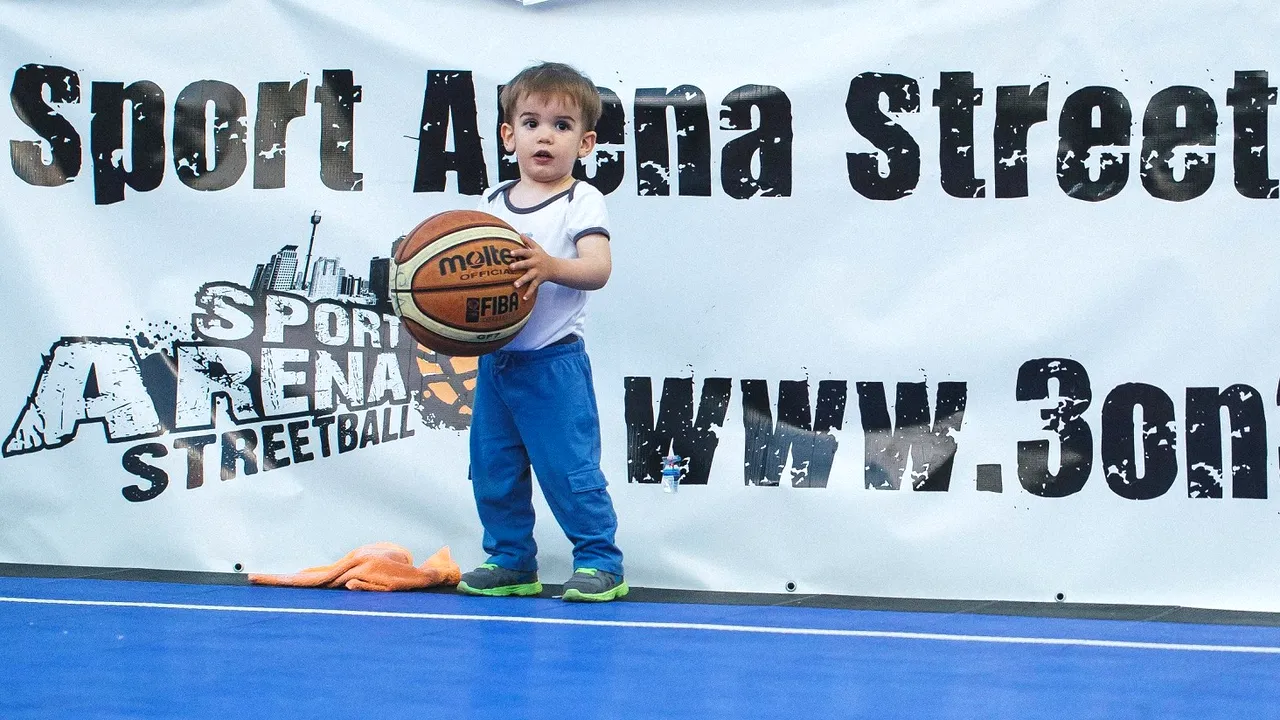 Competiția care dă peste cap programul de vacanță al iubitorilor de baschet: programul sezonului 11 Sport Arena Streetball