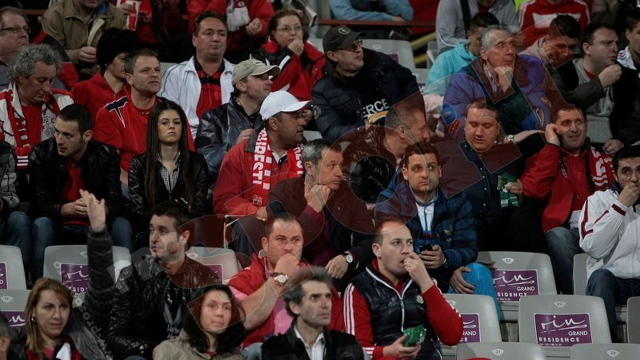 Încă un meci, încă un banner interzis! "Mitică la..."** Mesajul 'ascuns' la Dinamo - Vaslui