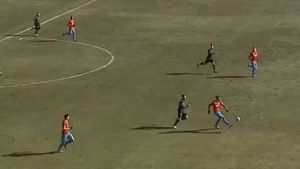 Bălașa, assist perfect la golul lui Rusu! FOTO | Gafa de proporții a fundașului de la FCSB