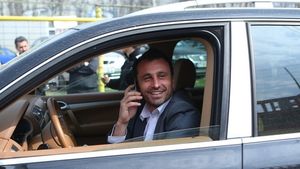 Oficial!** Cristi Munteanu, cercetat pentru tăinuire în ancheta privind furturile de mașini