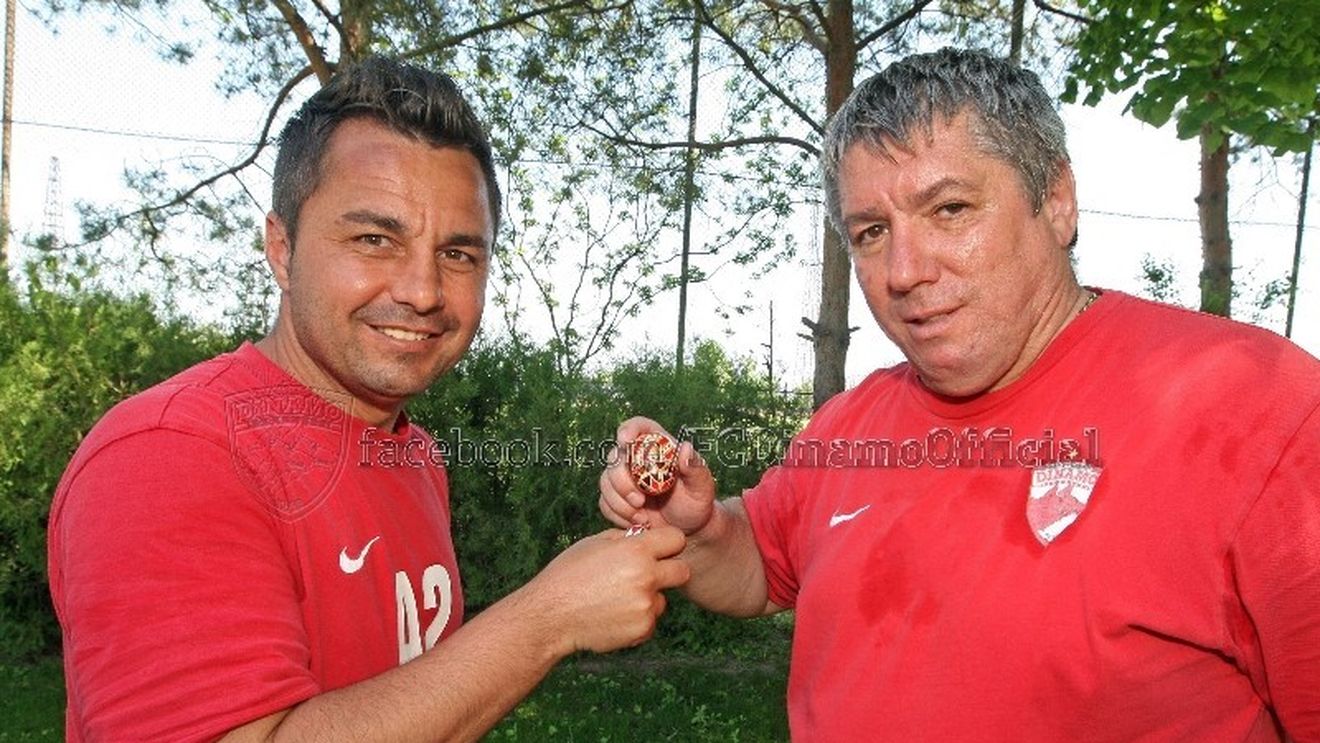 FOTO&VIDEO Jucătorii lui Dinamo urează un "Paște Fericit" fanilor de pretudindeni