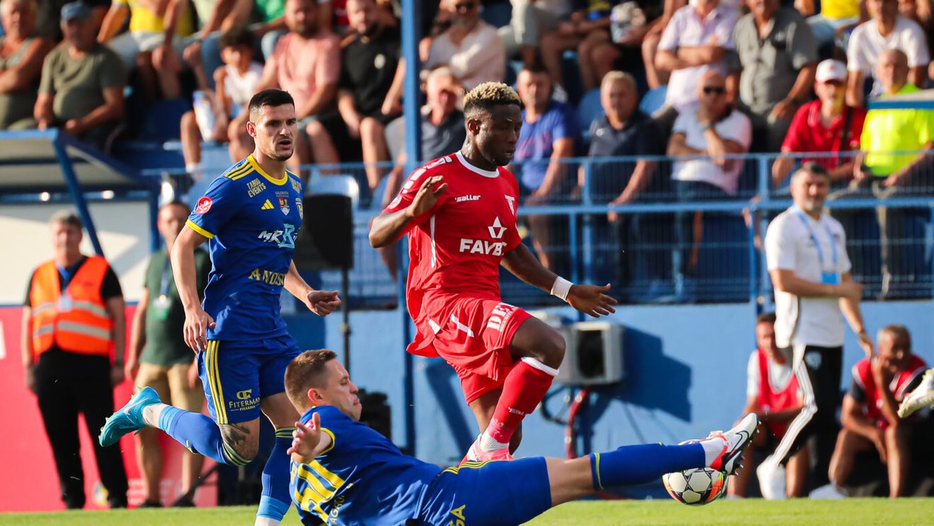 Unirea Slobozia - UTA Arad 0-1 în etapa 4 din Superliga. Mircea Rednic îi provoacă primul eșec lui Adi Mihalcea! Valentin Costache a adus victoria arădenilor!
