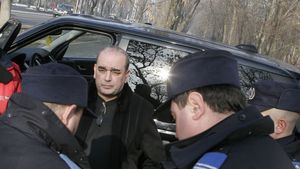 Iancu: "Înaintea partidei cu Mioveni, Nețoiu a trimis o `Valiză` pentru 2 timișoreni!"