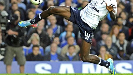 Adebayor, nemulțumit de comportamentul fanilor: "Mă simt mai bine când joc în deplasare"