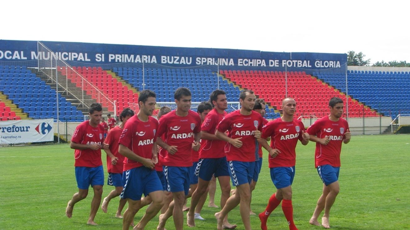 Desculții invincibili