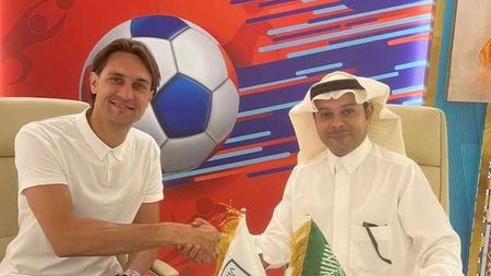 Oficial. Ciprian Tătărușanu a semnat cu noul club. Va avea un salariu regesc, cum nicio echipă din cariera sa nu i-a oferit