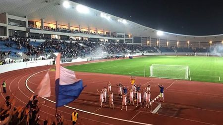 Un fost conducător de la Pandurii a găsit soluţia în cazul în care clubul fanion al Gorjului va intra în faliment. ”S-au mai întâmplat cazuri. Nu poate veni un chinez sau un japonez”