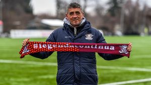 Marian Rada revine la Rapid! Ce funcție va ocupa fostul antrenor, cu șase "mandate" pe banca giuleștenilor