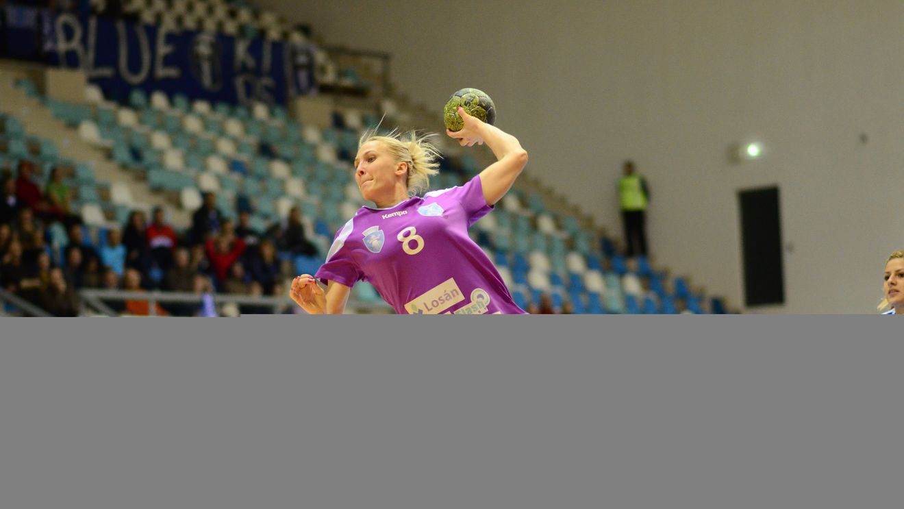 Lotul României pentru "dubla" cu Rusia din preliminariile Campionatului European. Ambros Martin a venit cu cinci noutăți față de Campionatul Mondial. Laura Chiper a revenit în echipă. Marea absență, Cristina Florianu