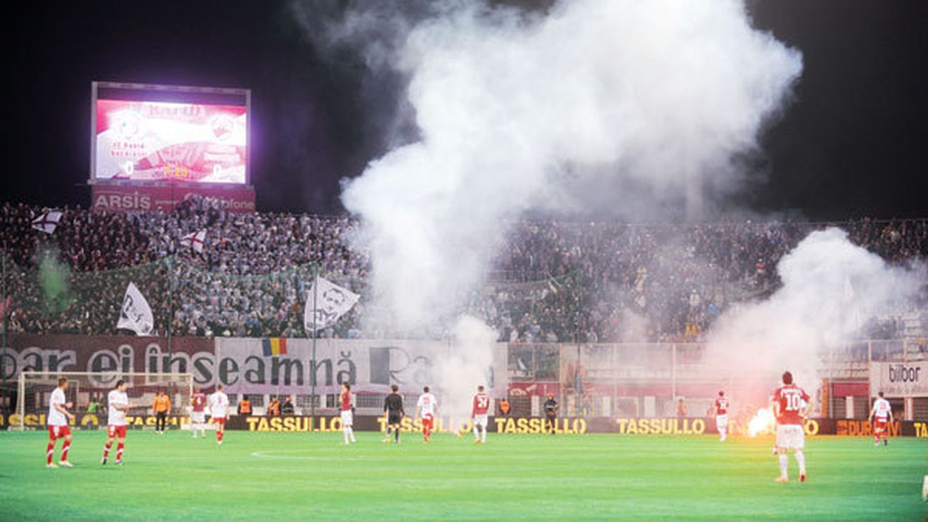 Rapid, fără fani în Cupă?** Suporterii cred că e răzbunarea lui Mitică: "De ce nu ne suspendă în campionat?" Giuleștenii adoptă 'modelul Petrolul', dar uită un amănunt
