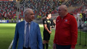 Adrian Bumbescu detonează bomba în această noapte și anunță promovarea CSA Steaua în Superliga: „Rezolvăm această problemă! Se modifică legea!”