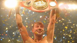 Campion pentru România! **Bute îl face K.O. pe Mendy în runda a 4-a și își păstrează titlul mondial IBF la supermijlocie: "Sunt mândru că sunt român!"