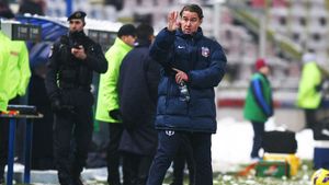 Ar fi acoperit cea mai mare "gaură" din echipa Stelei, dar a lăsat în urmă doar regrete:** Îmi pare foarte rău de el, avea calități incredibile!" Reghe, despre cea mai nedorită despărțire 