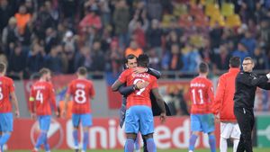 "Bizonul", colegul perfect. Lăsat din nou pe bancă, Gnohere are un discurs echilibrat: "Sunt profesionist, accept deciziile antrenorului". Ce a spus despre lacrimile lui Alibec și vizita lui Becali