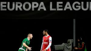Europa League | Moți a marcat în Ludogoreț - Braga 2-0. Keșeru a fost introdus pe final. Giroud "a dat stingerea" la Belgrad. Everton - Lyon 1-2. AC Milan, primul pas greșit. Rezultatele complete
