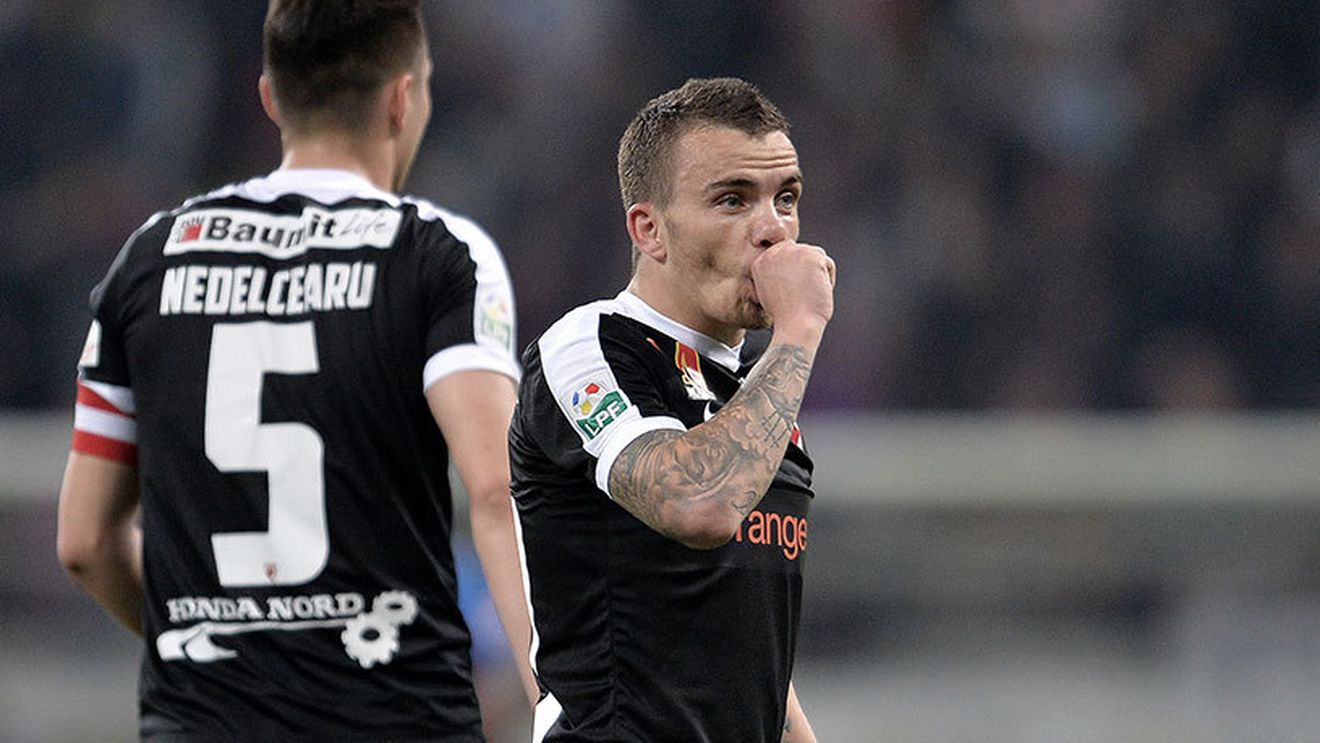 Dan Nistor, impresionat de galeria dinamovistă și mesaj pentru Contra: "S-a format o adevărată familie la Dinamo!" FOTO | Mijlocașul a surprins cu tricoul pe care-l purta :)