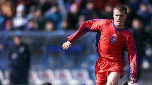 EXCLUSIV | Erik Lincar, antrenorul care a eliminat-o pe Rapid din Cupă, impresionat de un tânăr mijlocaș român: „Știu că e un jucător școlit în Italia"