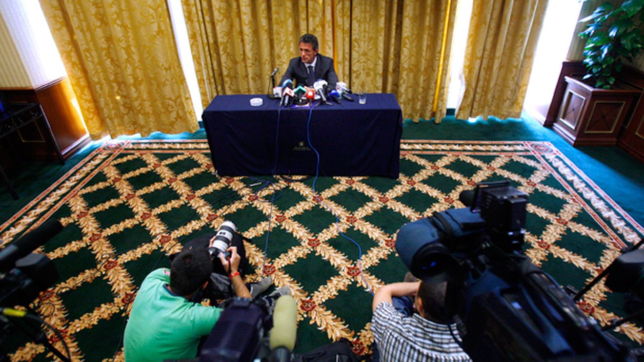 Interviu Gică Popescu: "Am câștigat 4 meciuri într-o lună și cu respectivii banii mi-am luat prima pereche de blugi!"