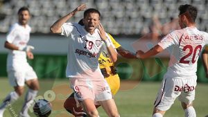 A "ÎNGROPAT" Rapidul, dar a fost IERTAT de colegi!** MOTIVUL pentru care Bozovic a făcut henț în careu