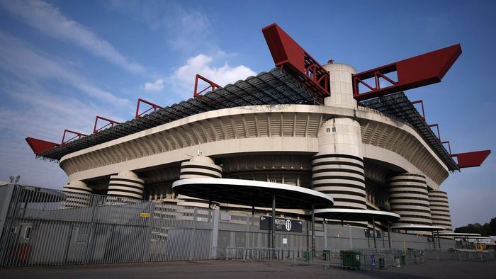 Băncile se bat pentru a finanța suma amețitoare necesară pentru noua „bijuterie” din oraș. Ce nume grele vor să dea banii pentru arena pe care vor juca echipa lui Chivu și marea rivală AC Milan
