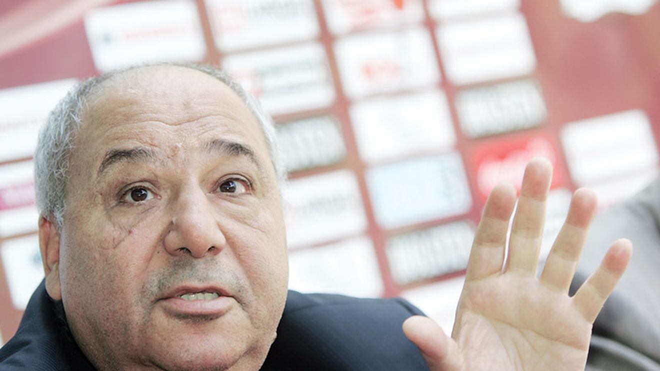 Taher: „I-am făcut din buric"