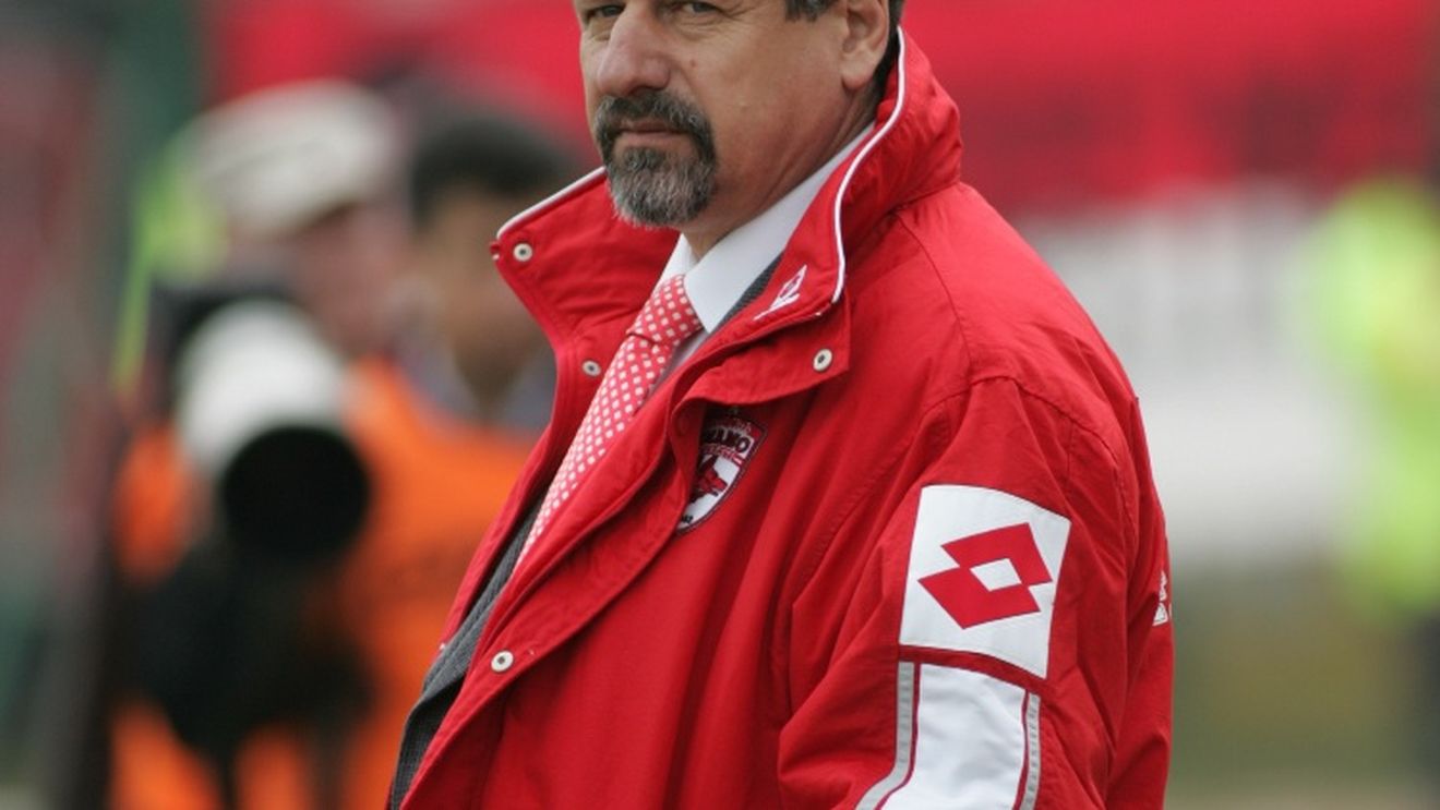 "Am vrut neapărat** un antrenor român! Ne-a plăcut CV-ul lui Marin"