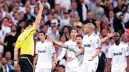 A fost sau n-a fost?** Eliminarea lui Pepe a "rupt" semifinala